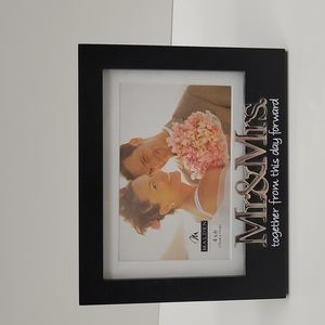4×6 Mr+Mrs Black Silkscreen Wood Frame 5×7 Mat Silver Word Brand New